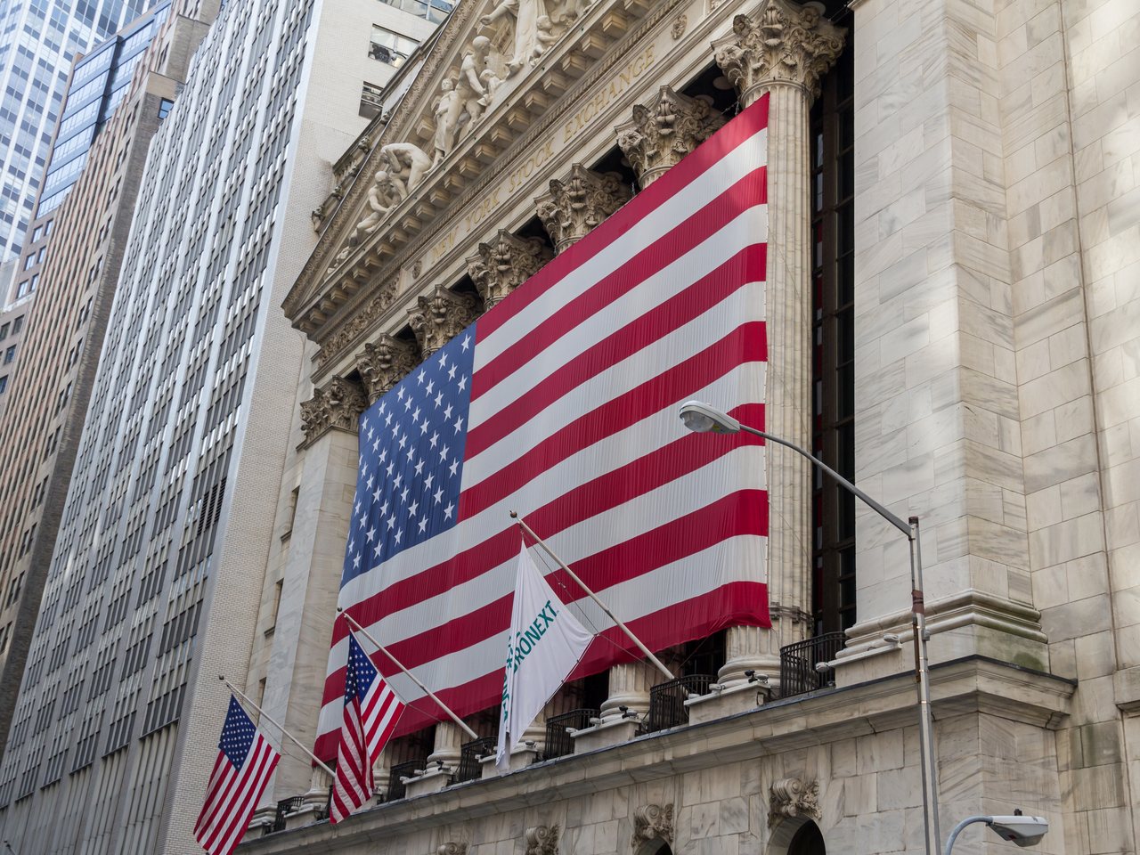 The New York Stock Exchange on Wall Street (file photo)
