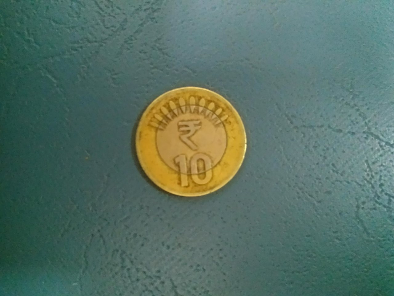 Indian ten-rupee coins (file photo)